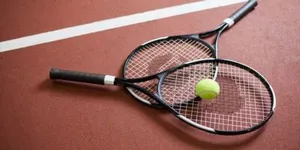 Graphite-Vs-Aluminum-Tennis-Racquet