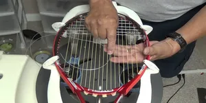 Tennis-Racquet-2-Or-4-Knots